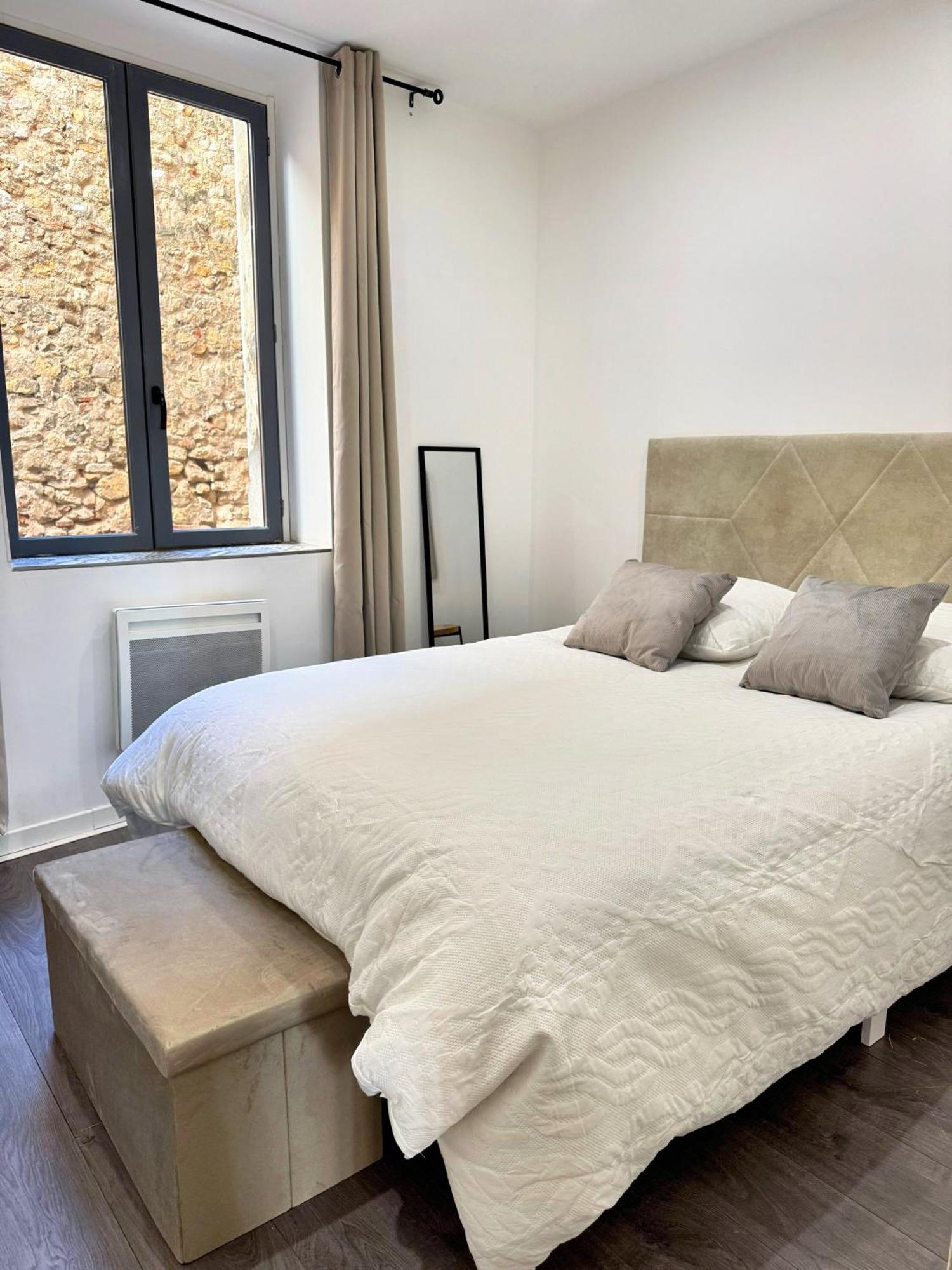 Apartment Centre New York *